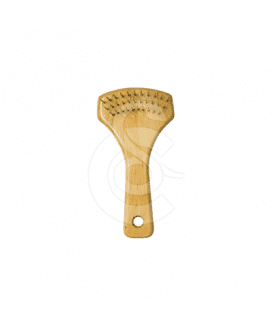 Brosse étrille en bois